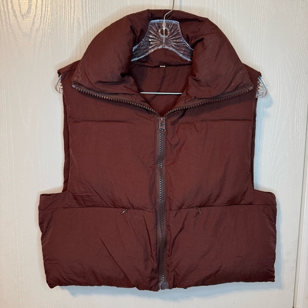 Women's Brown/Maroon Cropped Puffer Vest With Cinch Waist Size Medium